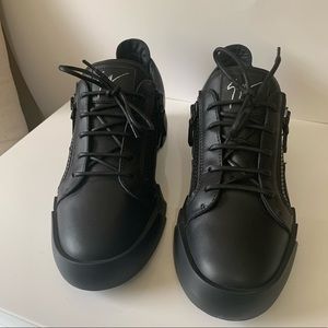 Giuseppe Zanotti size 10 sneakers